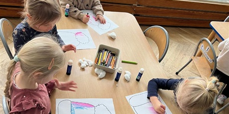 Powiększ grafikę: zabawy-w-czasie-ferii-670964.jpg