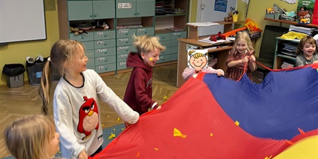 Powiększ grafikę: zabawy-w-czasie-ferii-670981.jpg