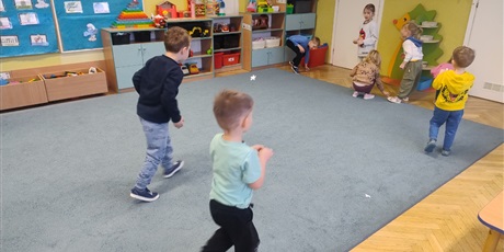 Powiększ grafikę: zabawy-w-czasie-ferii-671236.jpg