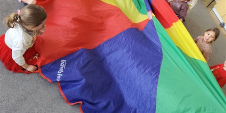 Powiększ grafikę: zabawy-w-czasie-ferii-671255.jpg