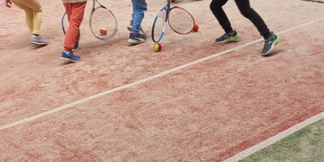 Powiększ grafikę: zajecia-tenis-ziemny-689070.jpg