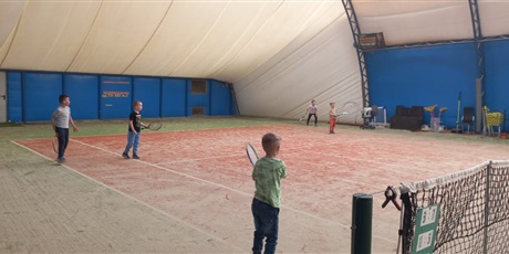 Powiększ grafikę: zajecia-tenis-ziemny-689072.jpg
