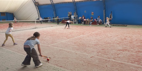 Powiększ grafikę: zajecia-tenis-ziemny-689074.jpg