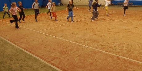 Powiększ grafikę: zajecia-tenis-ziemny-689079.jpg