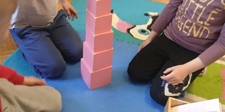 Powiększ grafikę: zajecia-z-elementami-metody-montessori-619916.jpg