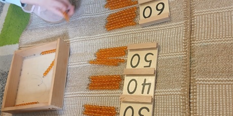 Powiększ grafikę: zajecia-z-elementami-metody-montessori-619923.jpg