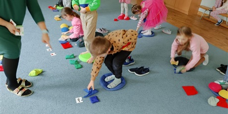 Powiększ grafikę: zajecia-z-pedagogiem-program-uwaznosc-nasza-sila-wielka-moc-innowacja-sensologoryka-dla-elfika-592948.jpg