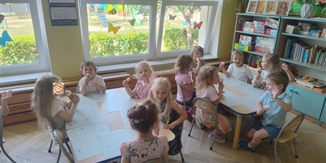 Powiększ grafikę: zakonczenie-roku-przedszkolnego-706793.jpg