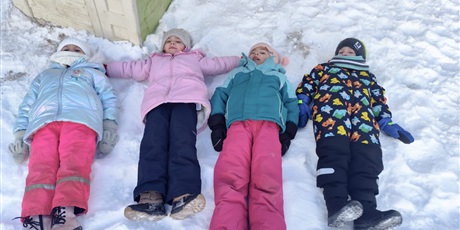 Powiększ grafikę: zimowe-zabawy-669747.jpg