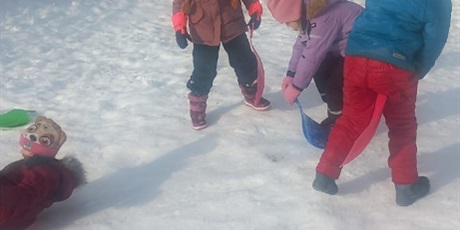 Powiększ grafikę: zimowe-zabawy-670613.jpg