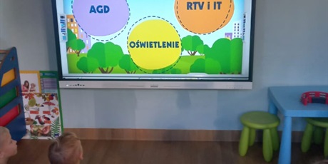 Powiększ grafikę: zuzyte-sprzety-elektryczne-i-elektroniczne-647404.jpg